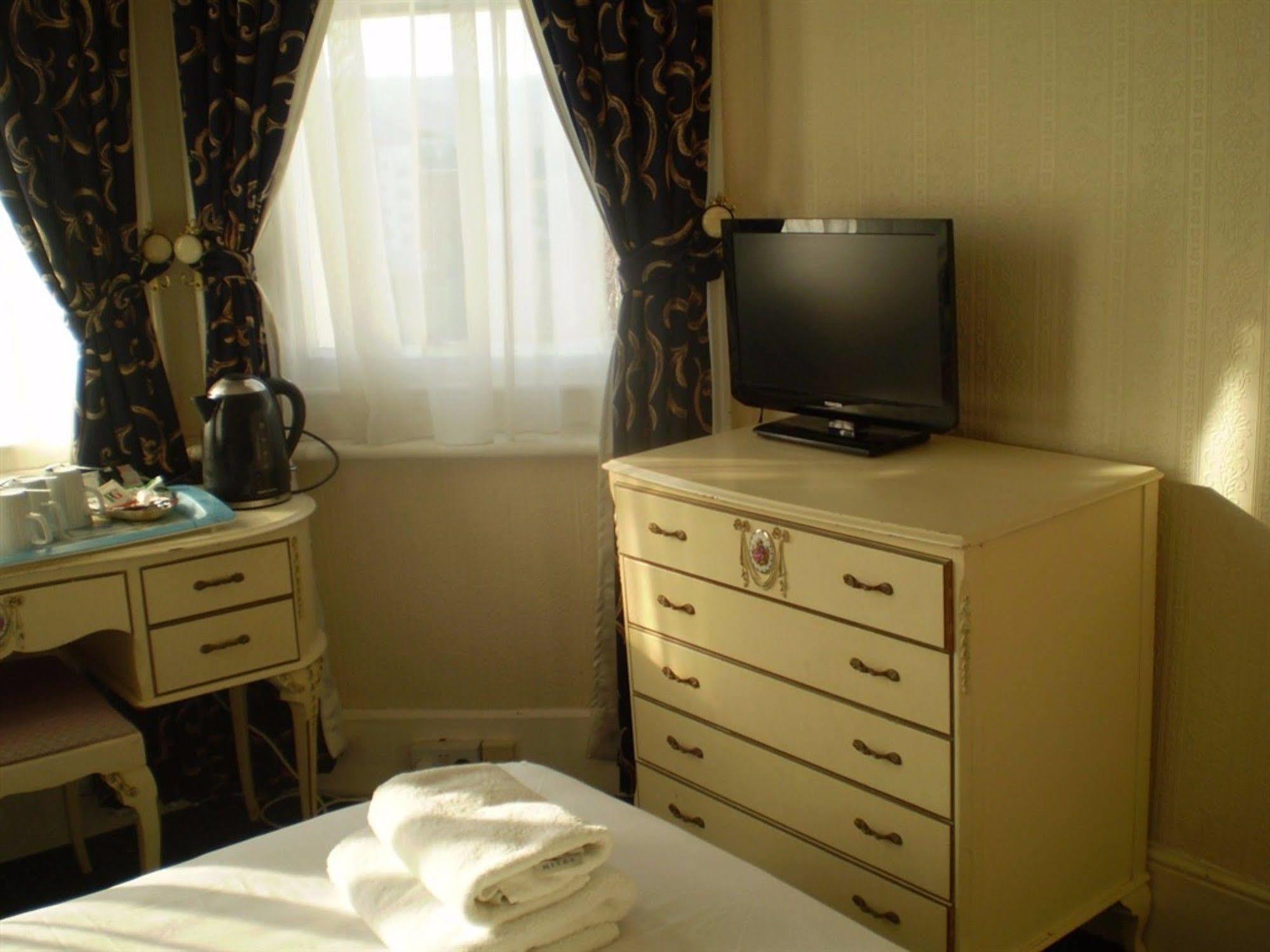 Park View Hotel AEGON International Esterno foto