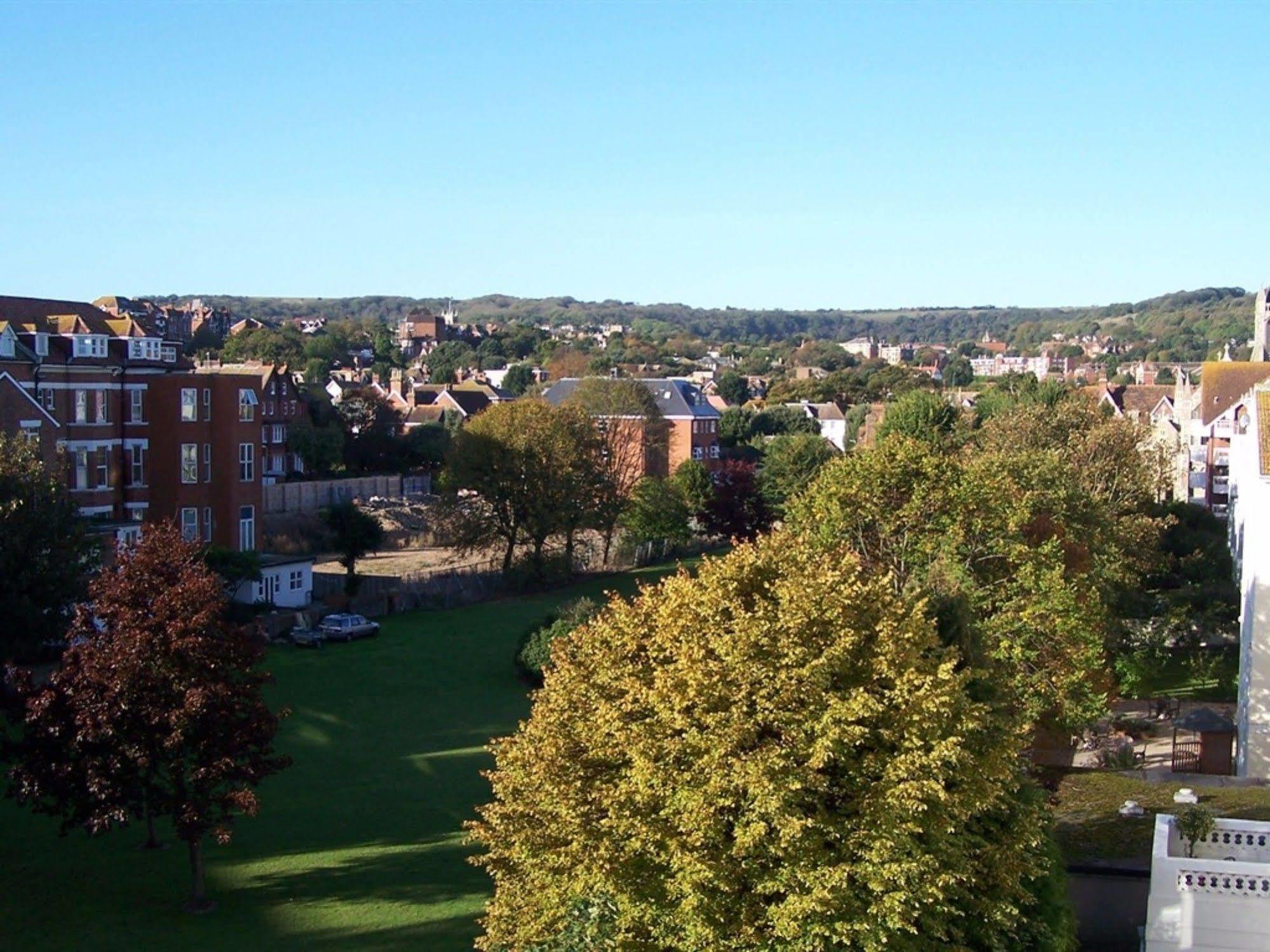 Park View Hotel AEGON International Esterno foto